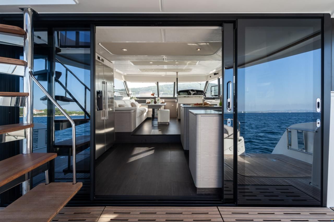 Fountaine Pajot MY 6