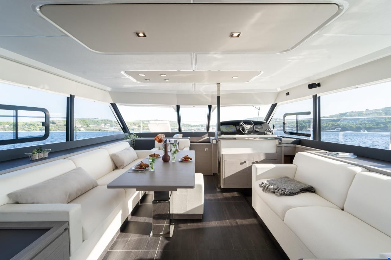 Fountaine Pajot MY 6