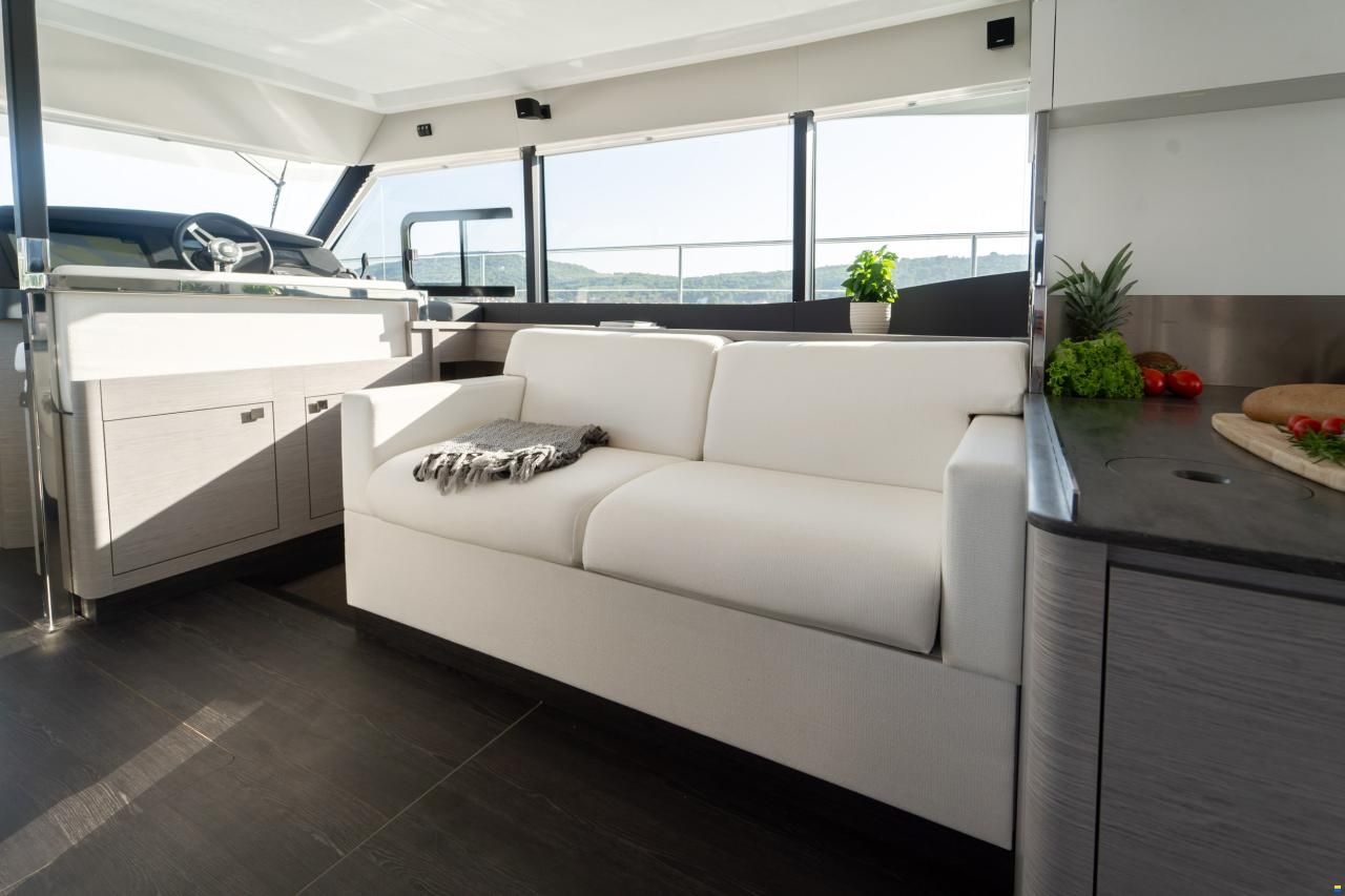 Fountaine Pajot MY 6