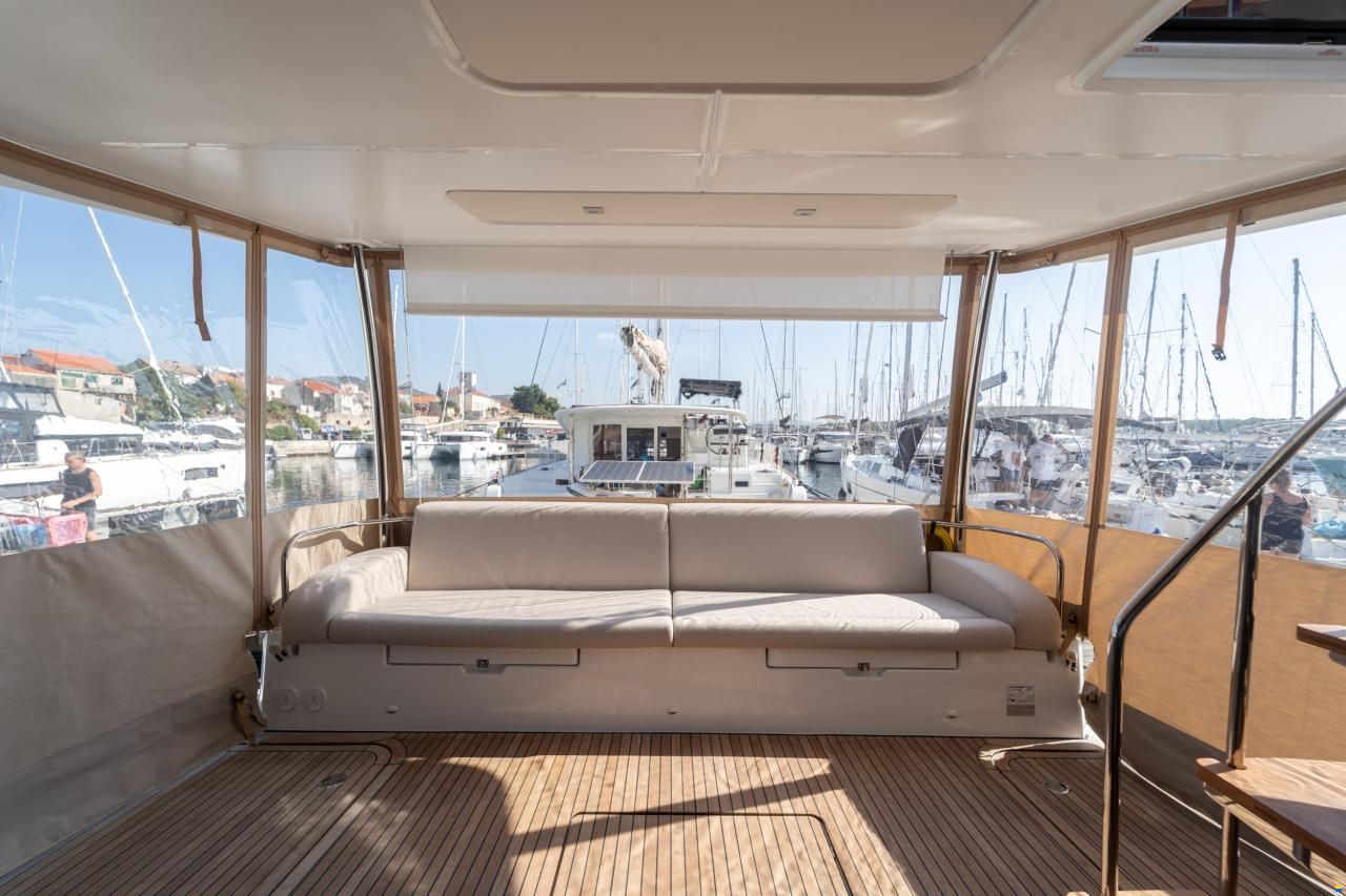 Fountaine Pajot MY 6