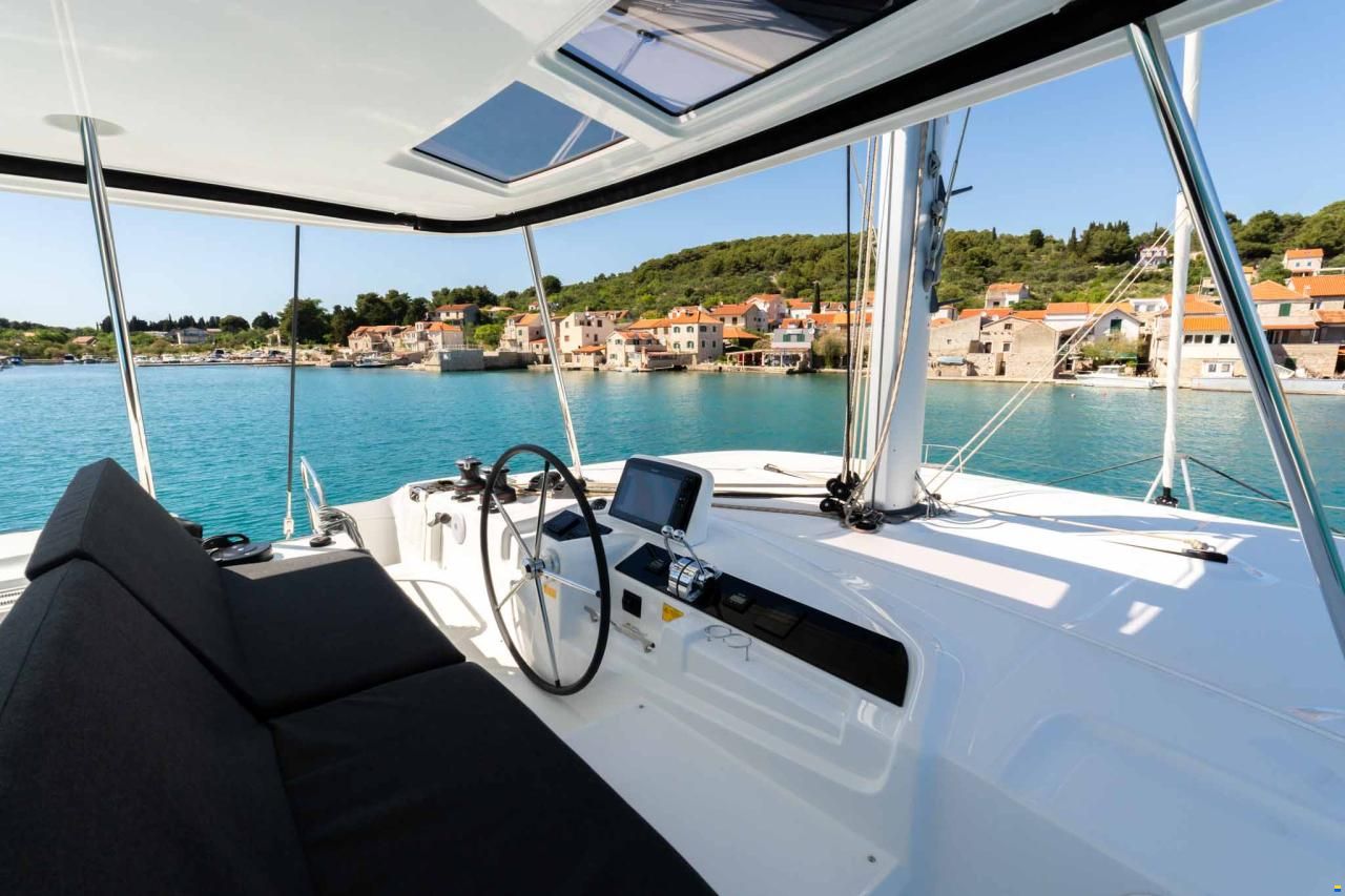 Lagoon 46