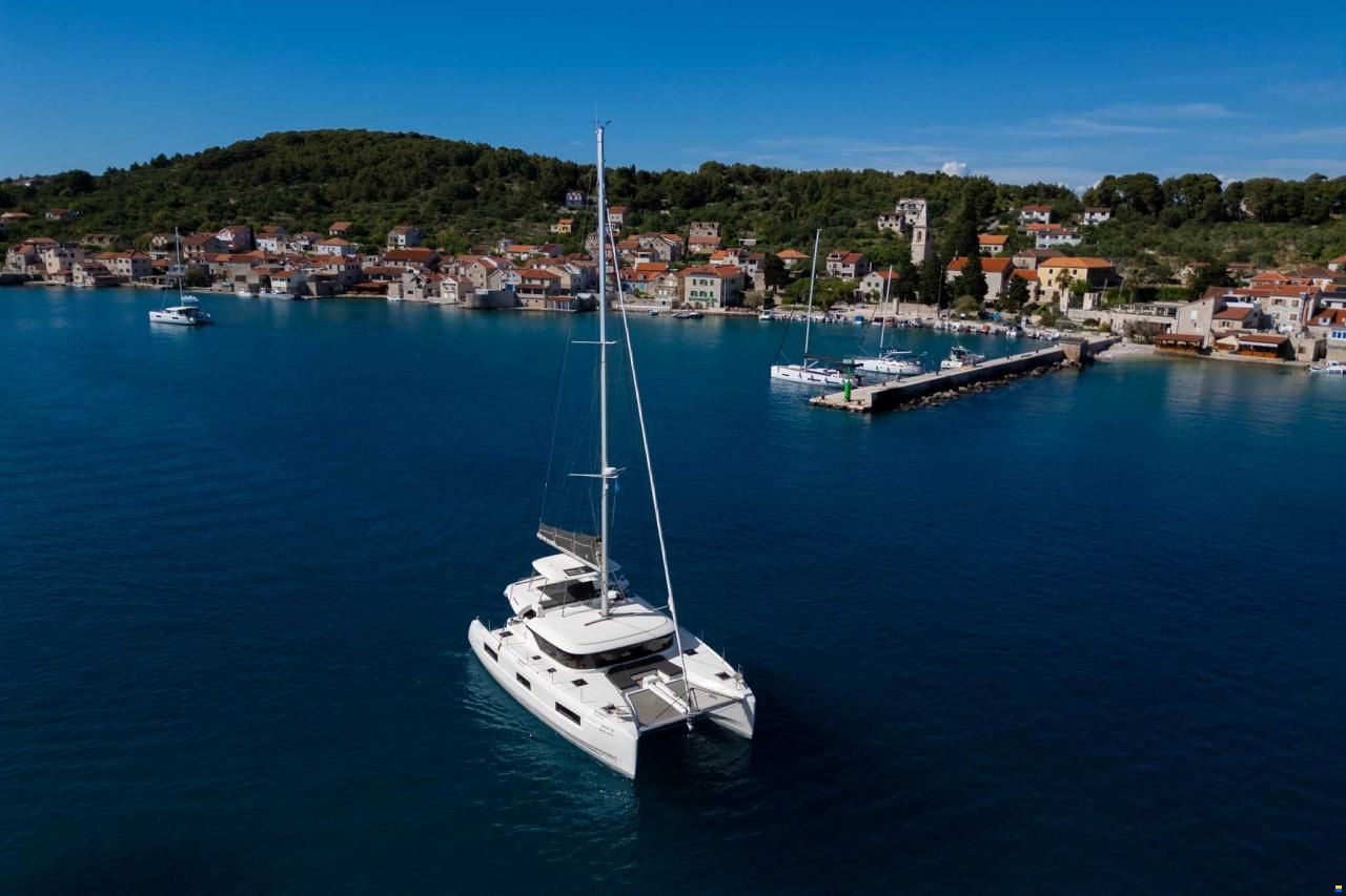 Lagoon 46