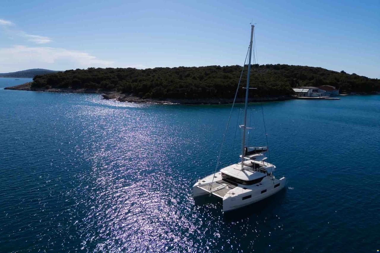Lagoon 46
