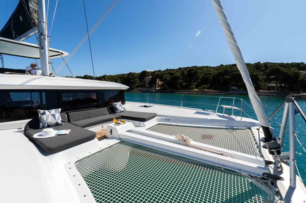 Lagoon 46