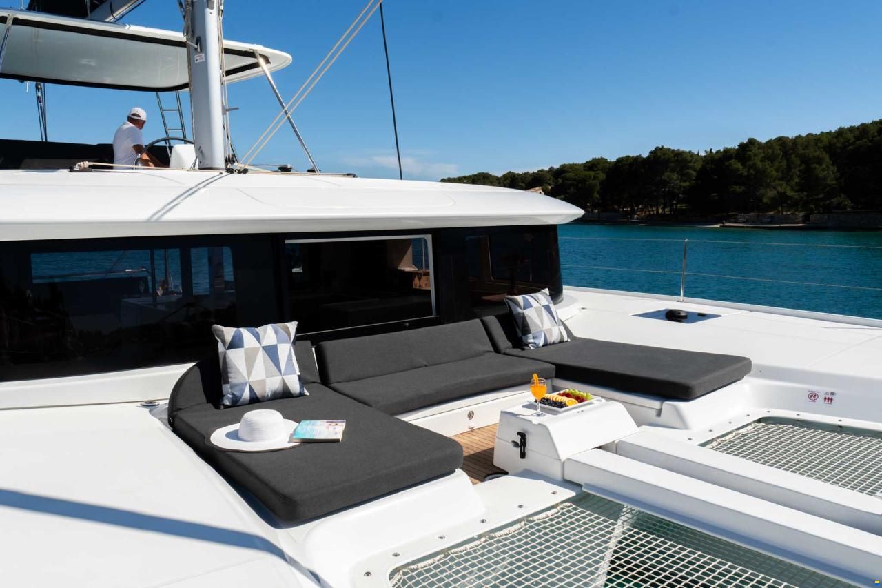 Lagoon 46