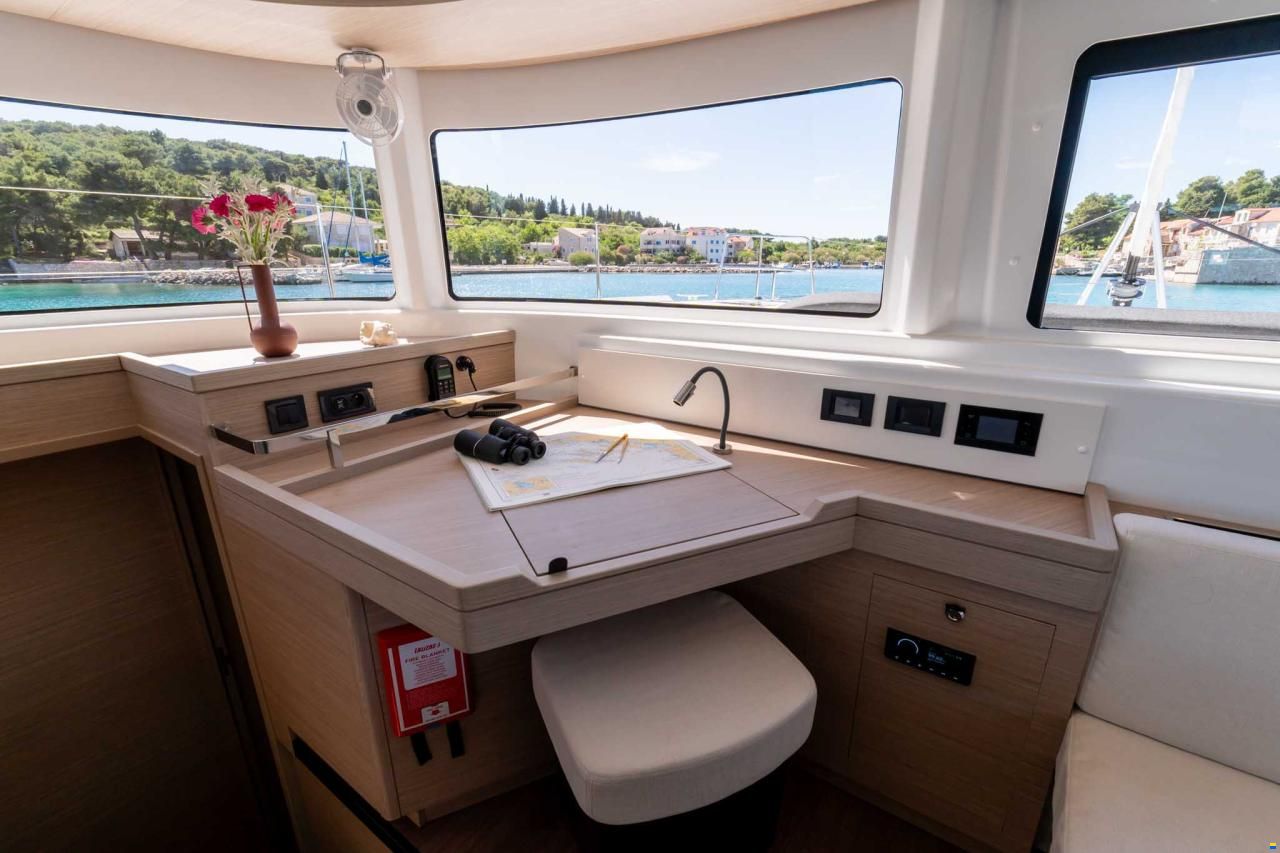 Lagoon 46