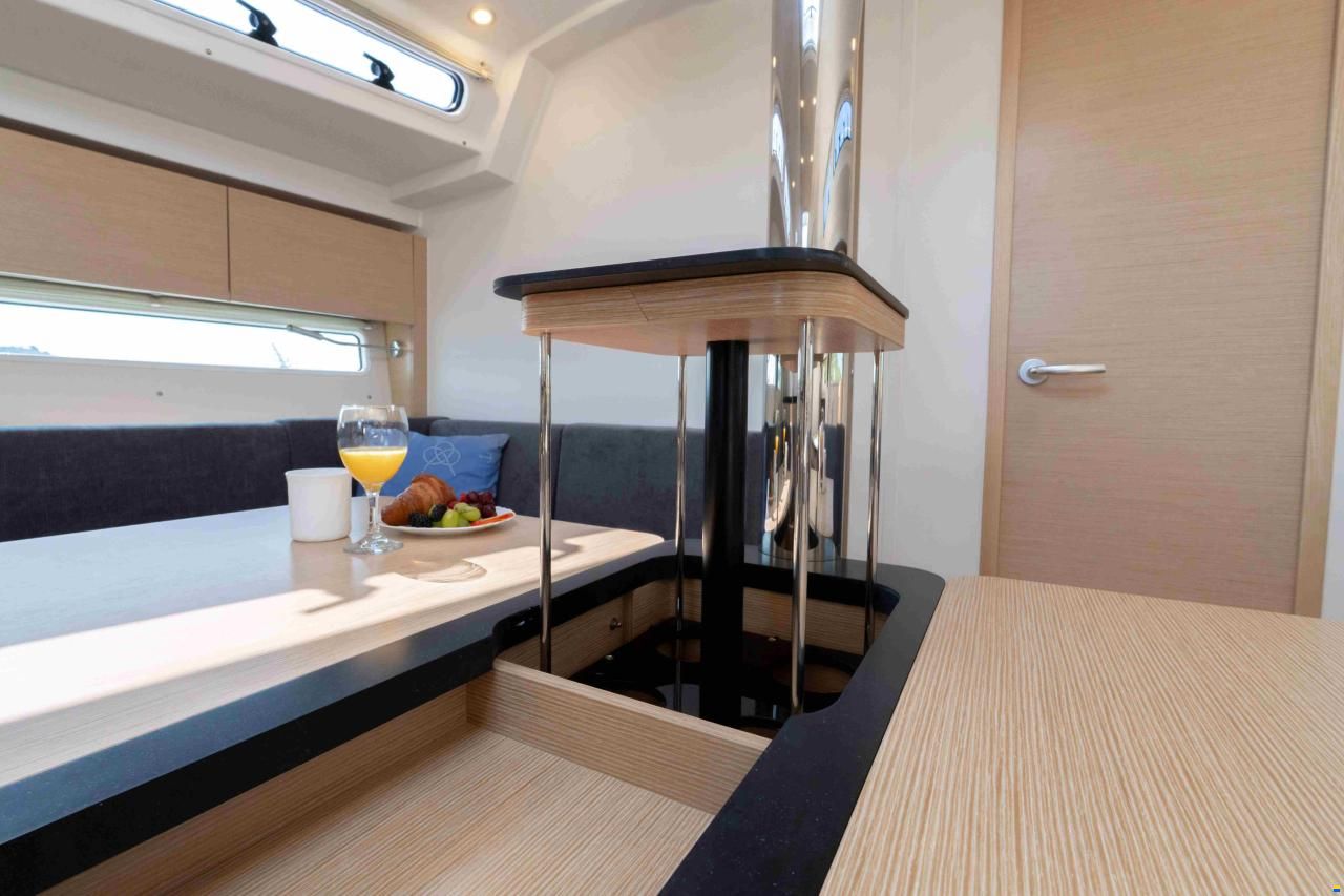 Hanse 410