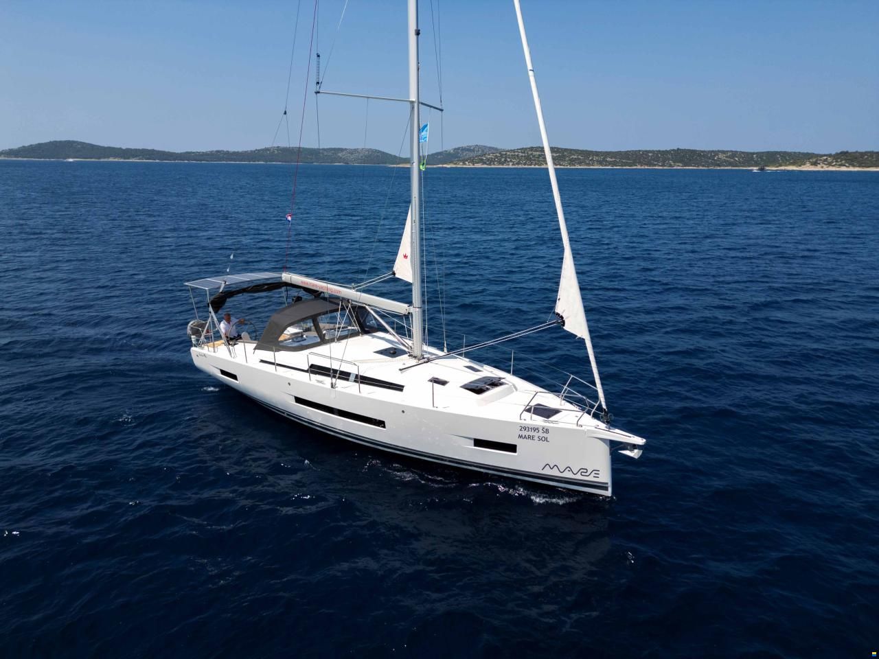 Hanse 410