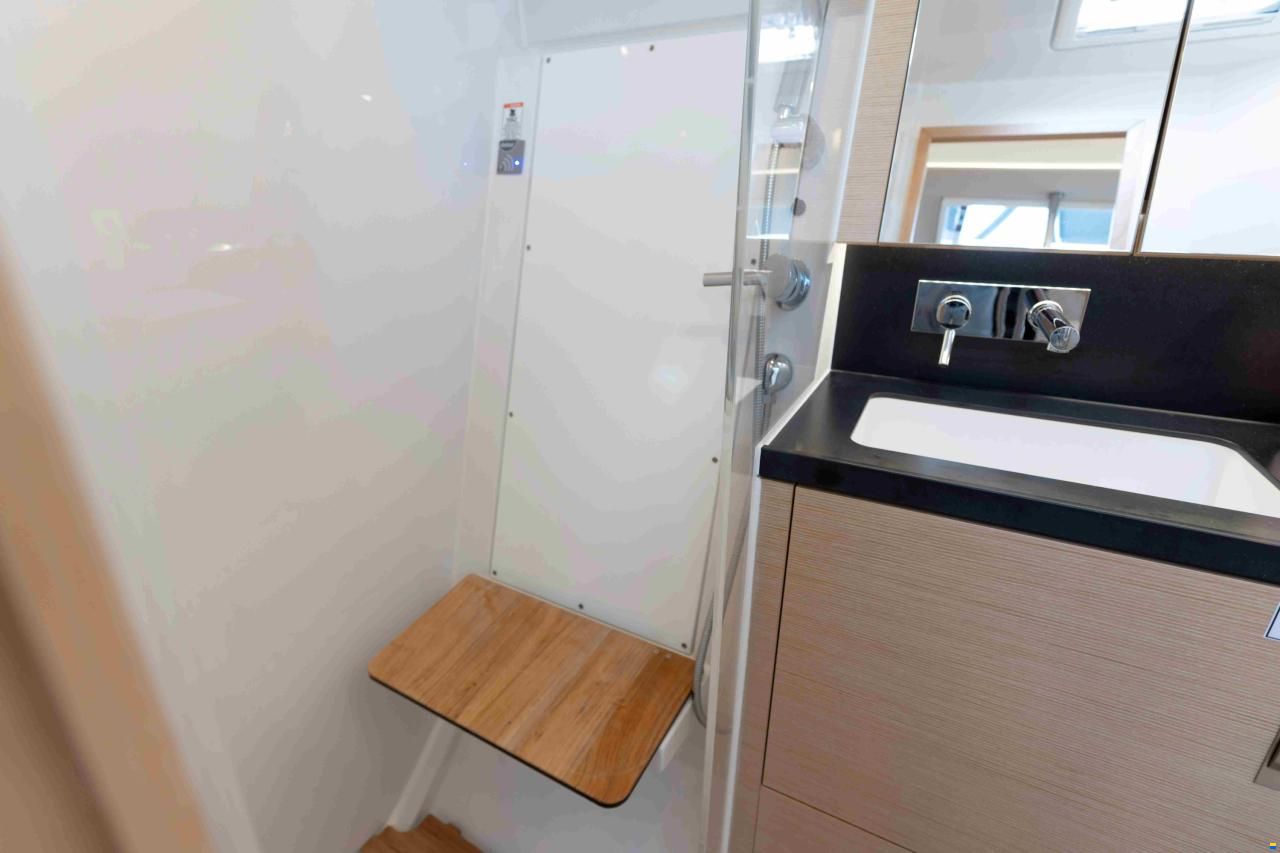 Hanse 410