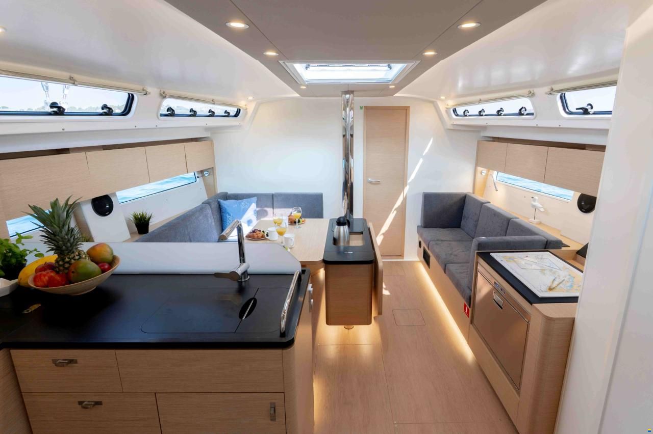 Hanse 410