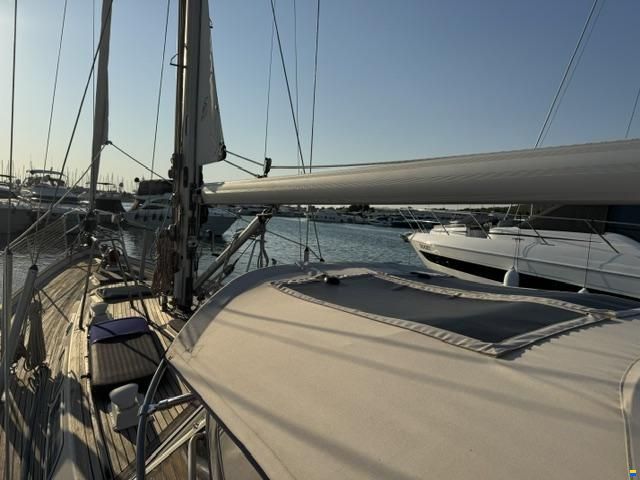 Hallberg-Rassy 45