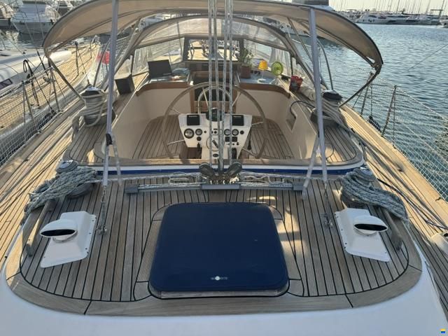 Hallberg-Rassy 45