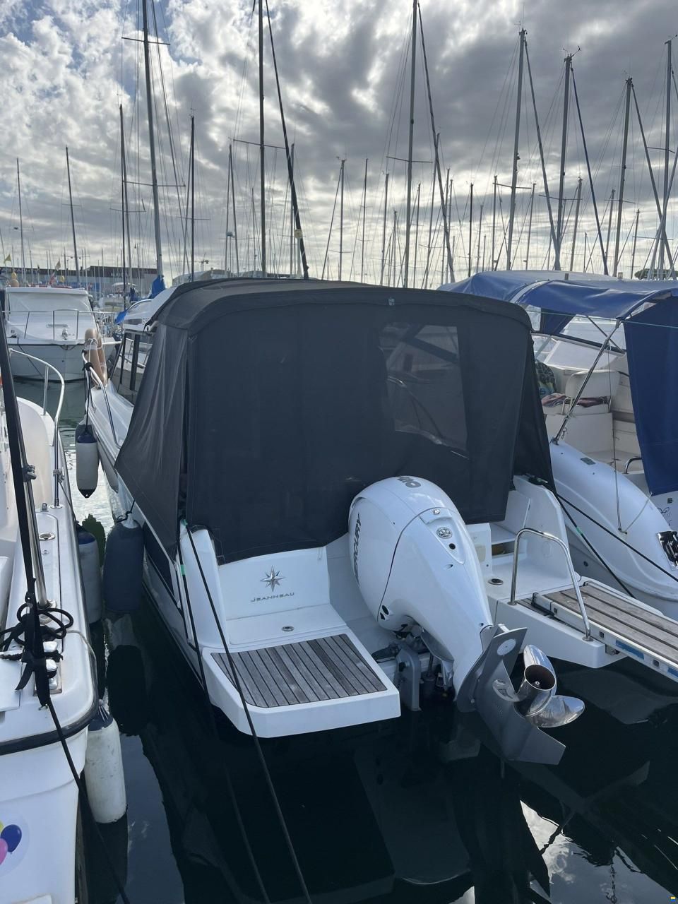 Jeanneau Merry Fisher 695