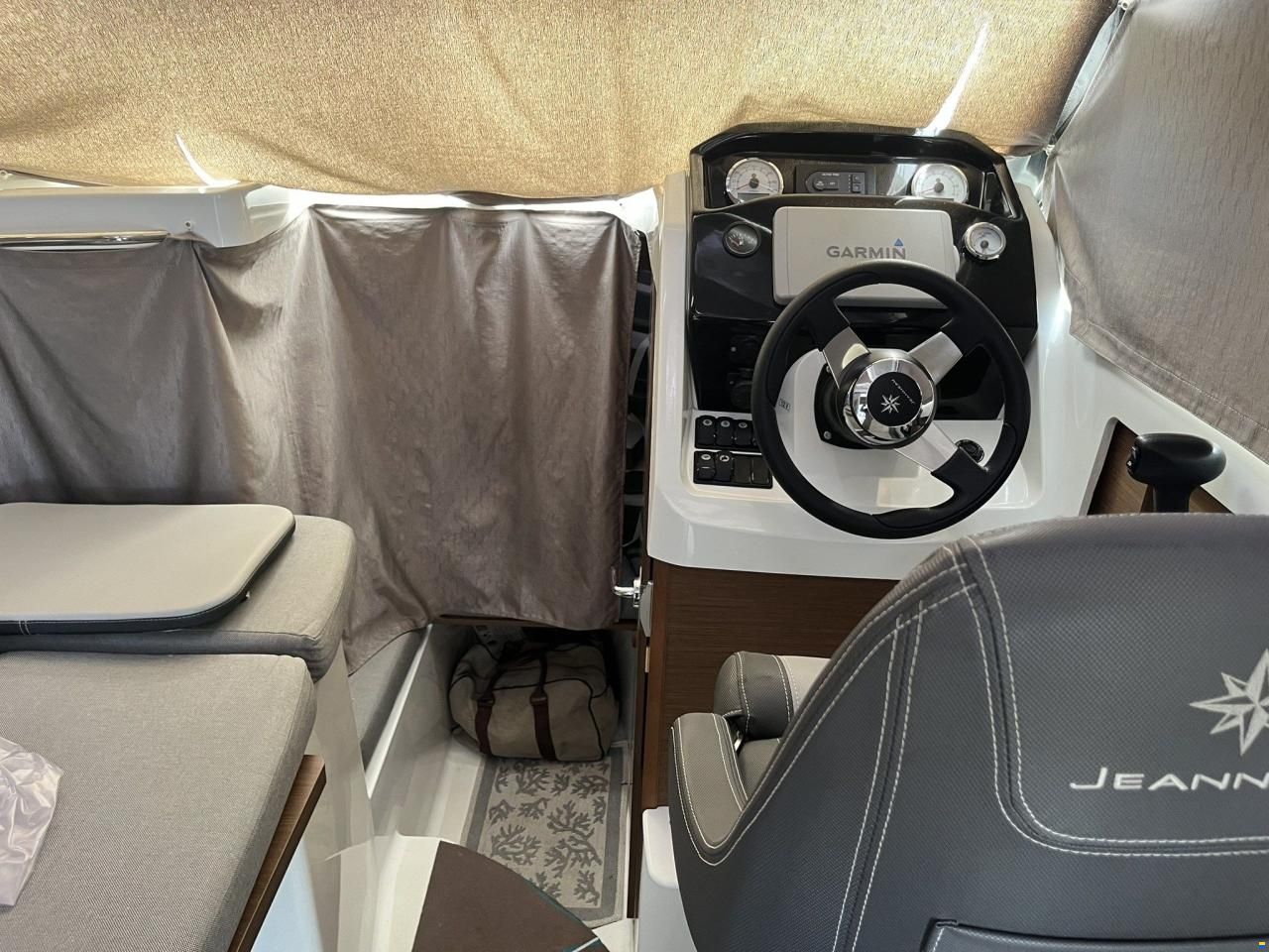 Jeanneau Merry Fisher 695