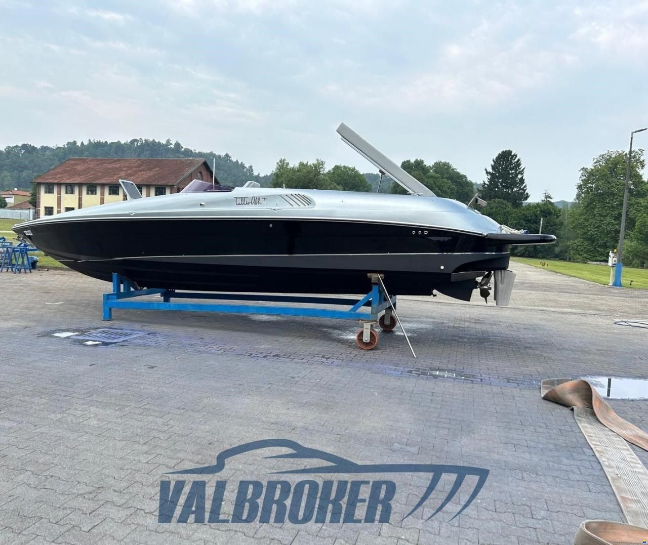 Tullio Abbate Superiority 32