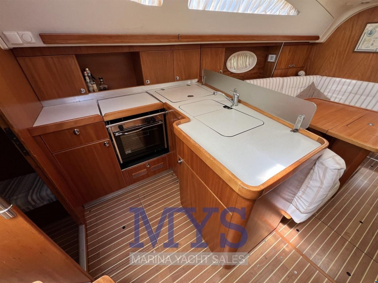 Elan Line 374 IMPRESSION