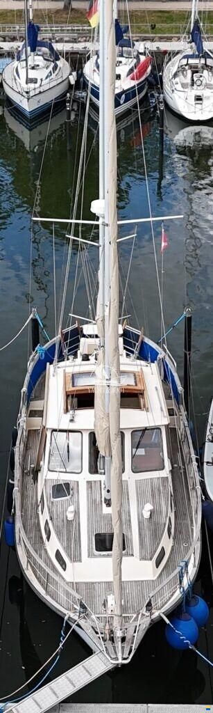 Nauticat 33