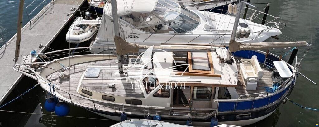 Nauticat 33