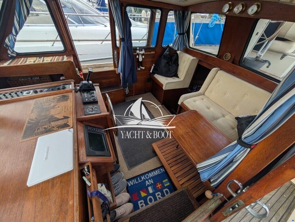 Nauticat 33