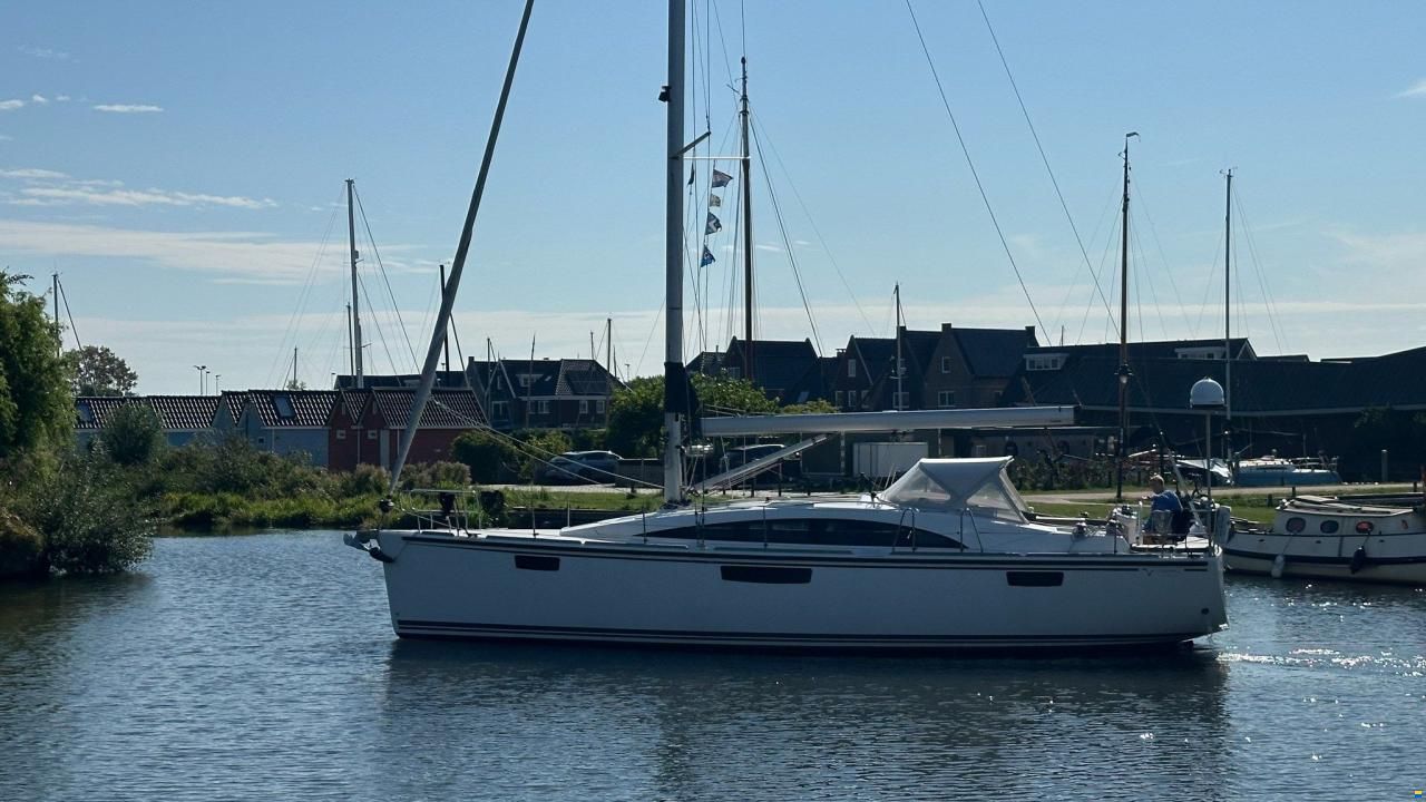 Bavaria 42 Vision