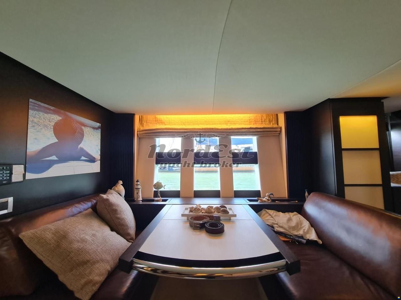 Azimut 62S