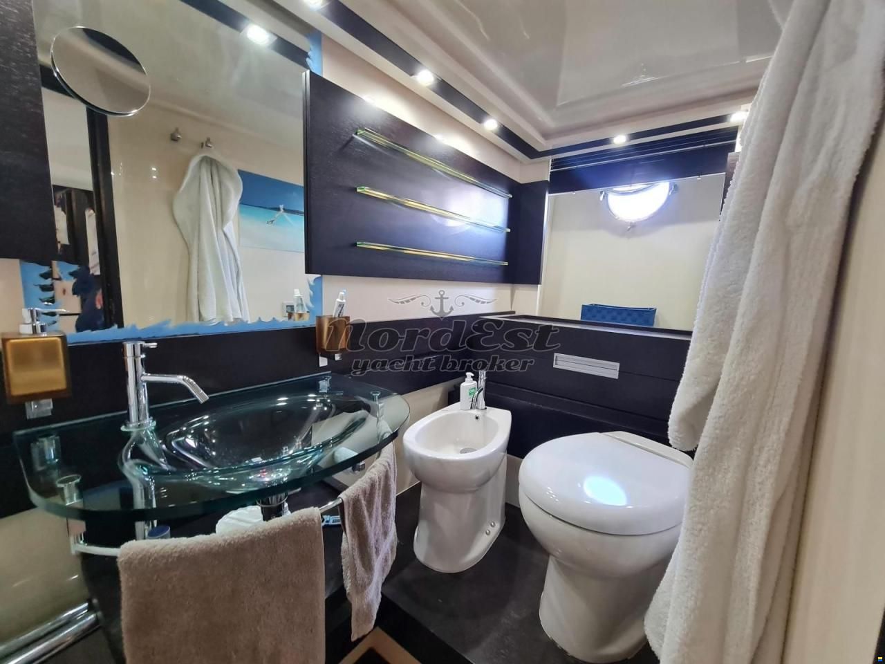 Azimut 62S