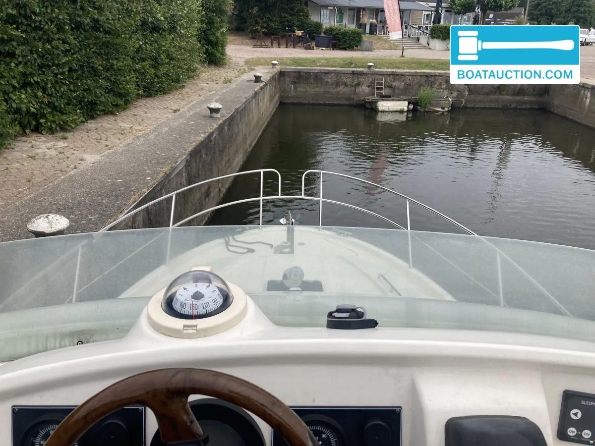 Jeanneau Prestige 32