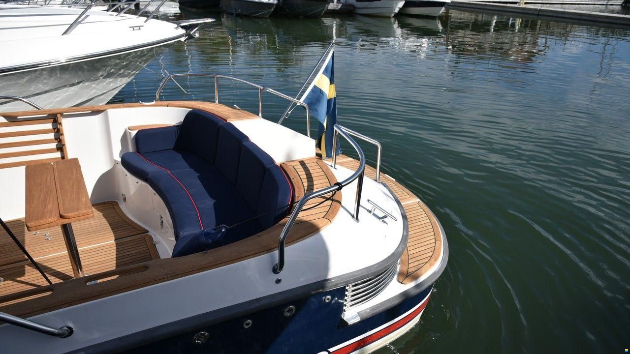 Nimbus 250 R
