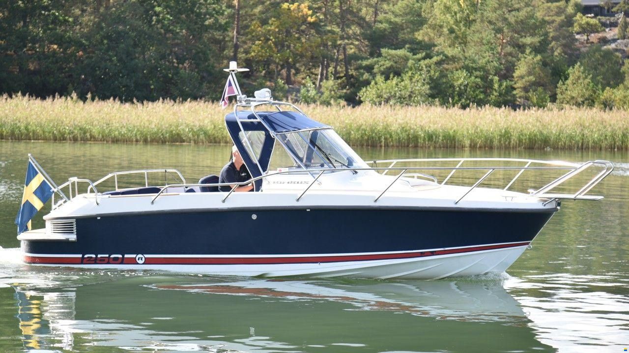 Nimbus 250 R