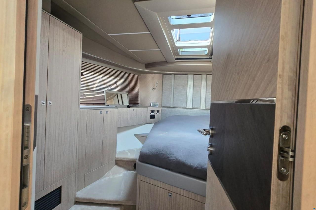 Galeon 440 Fly
