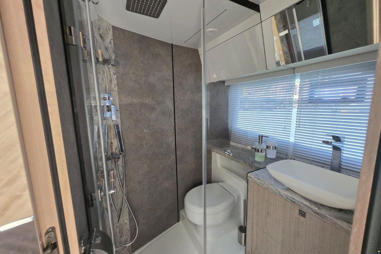 Galeon 440 Fly