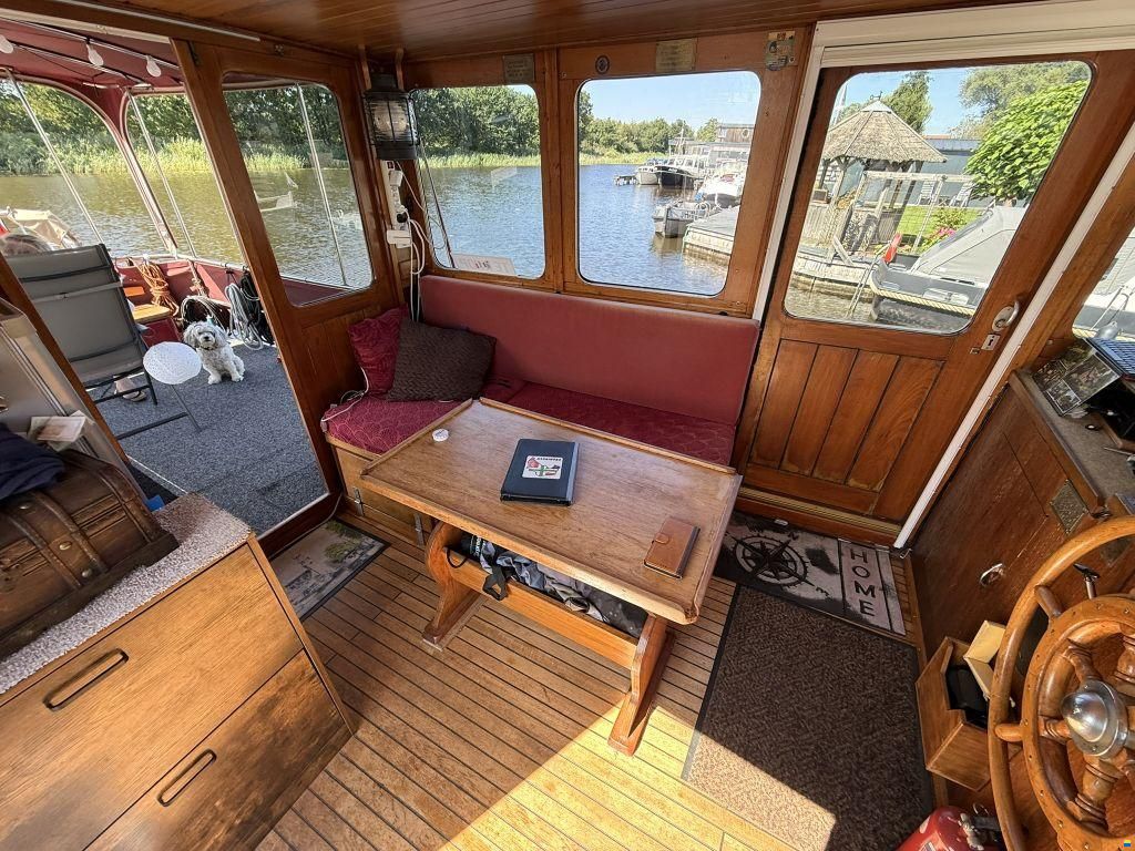 De Bruin kruiser 1280