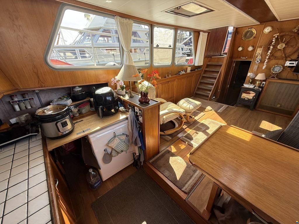 De Bruin kruiser 1280