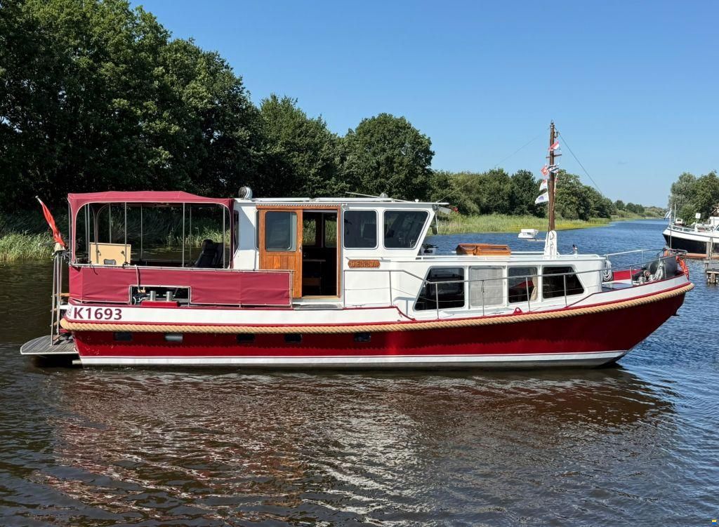 De Bruin kruiser 1280