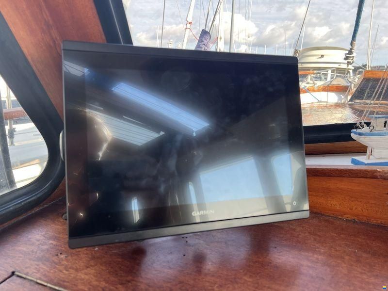 Nauticat 33