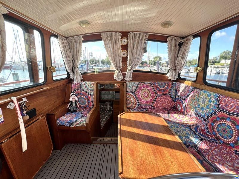 Nauticat 33