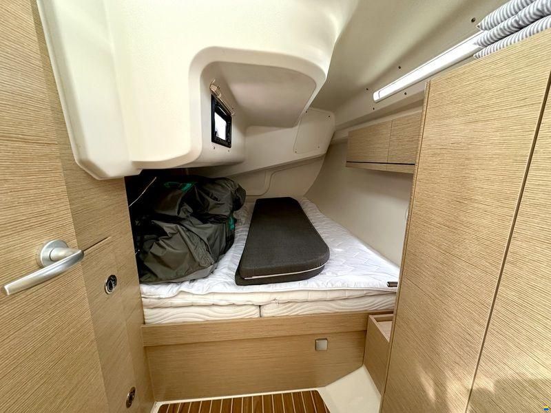 Hanse 418