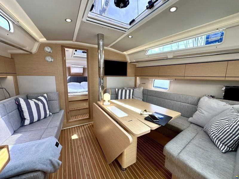 Hanse 418