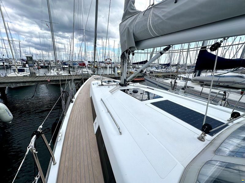 Hanse 418