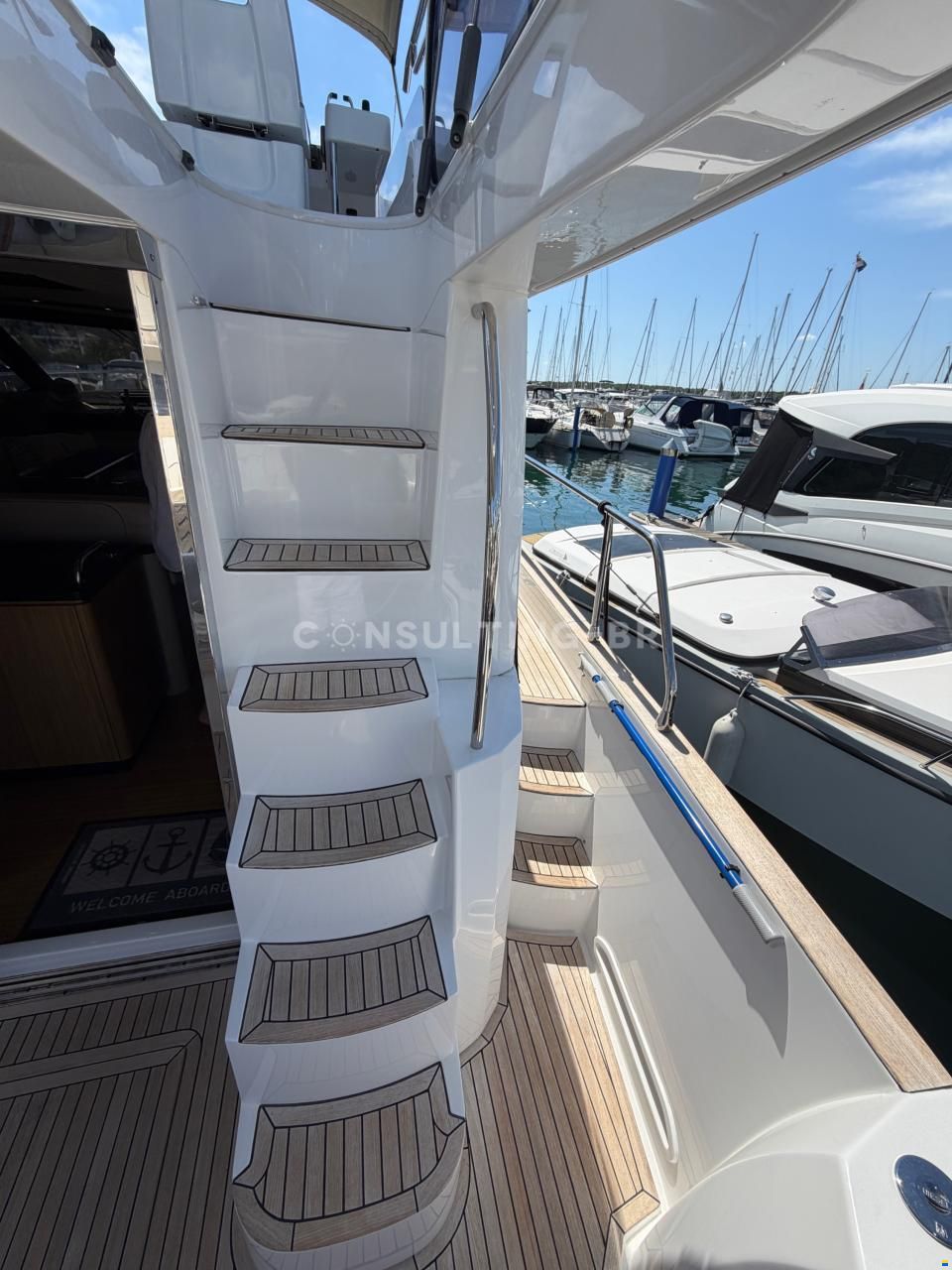 Azimut Magellano 43