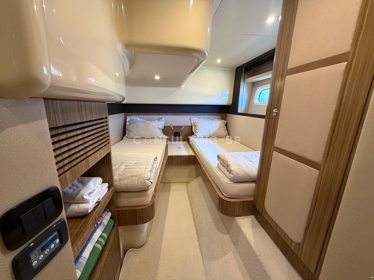 Azimut Magellano 43