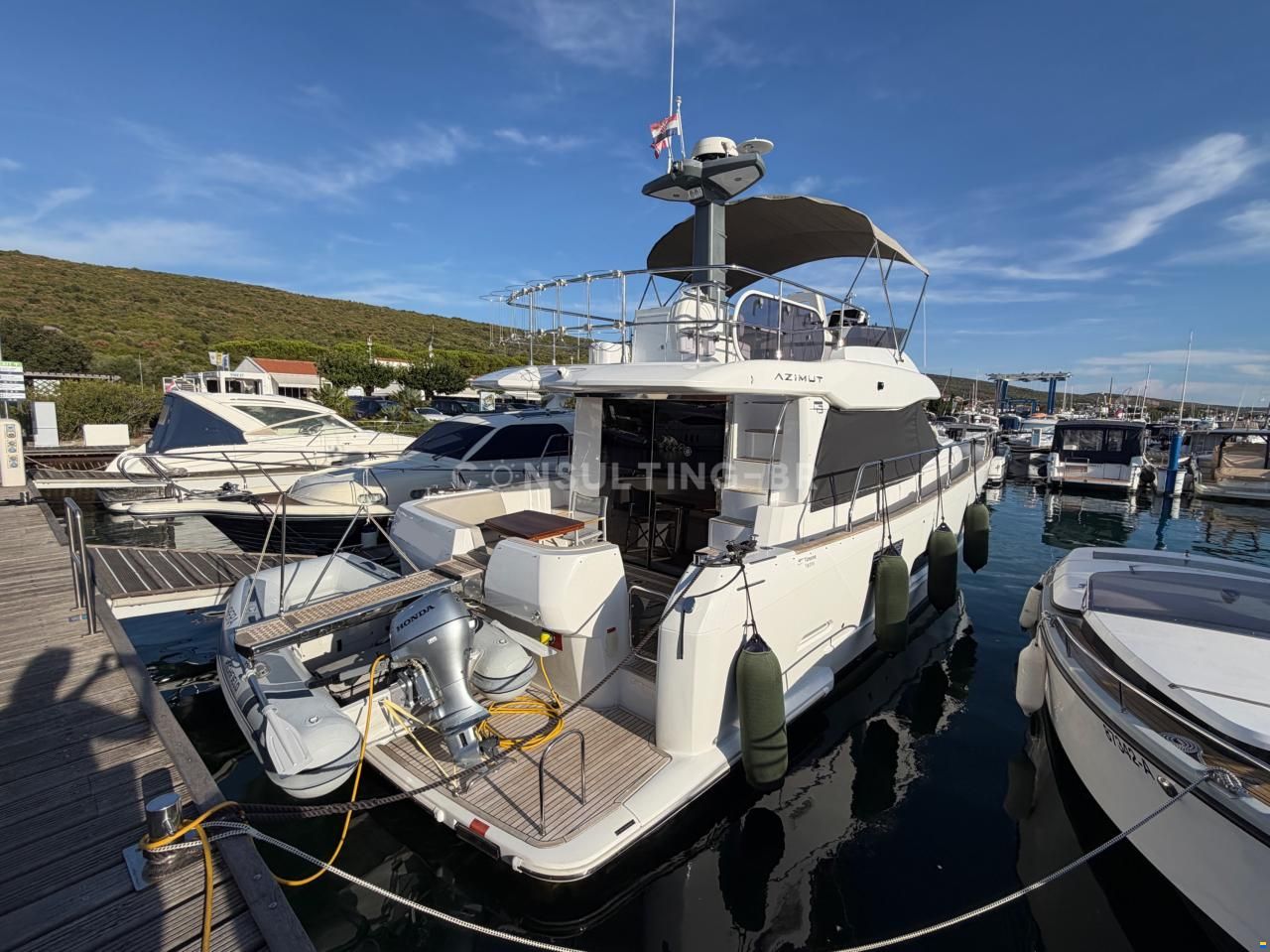 Azimut Magellano 43