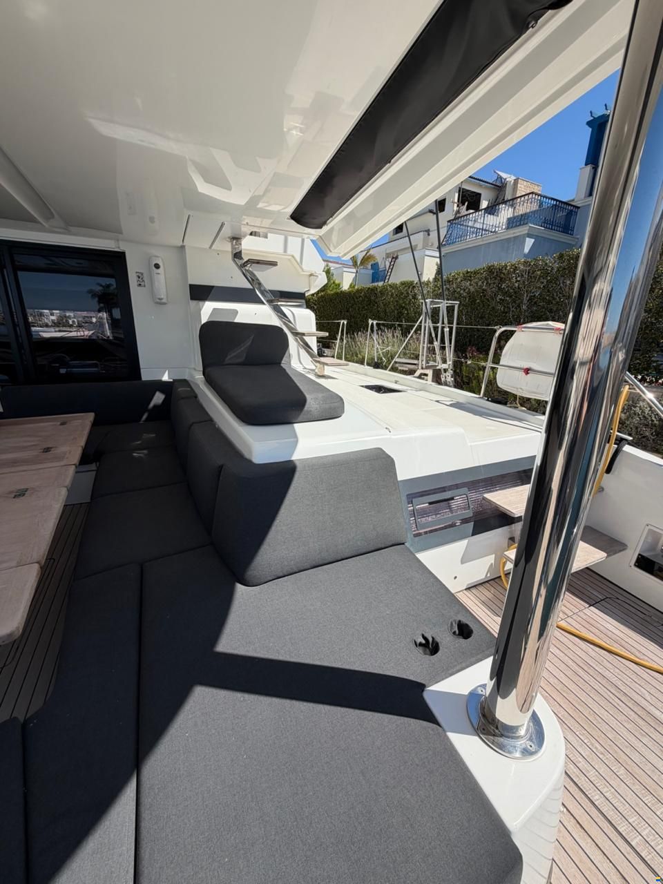 Lagoon 55
