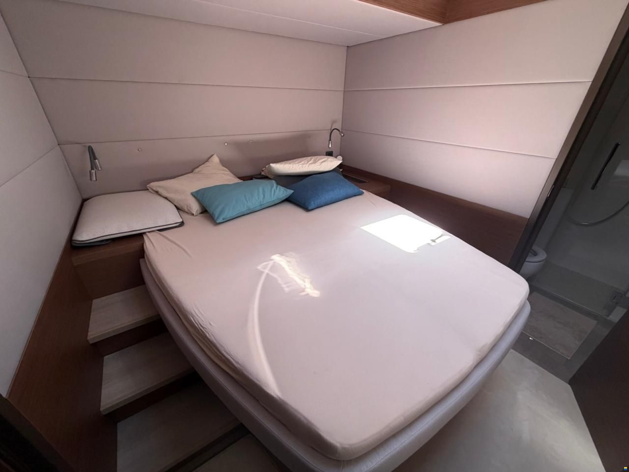 Lagoon 55