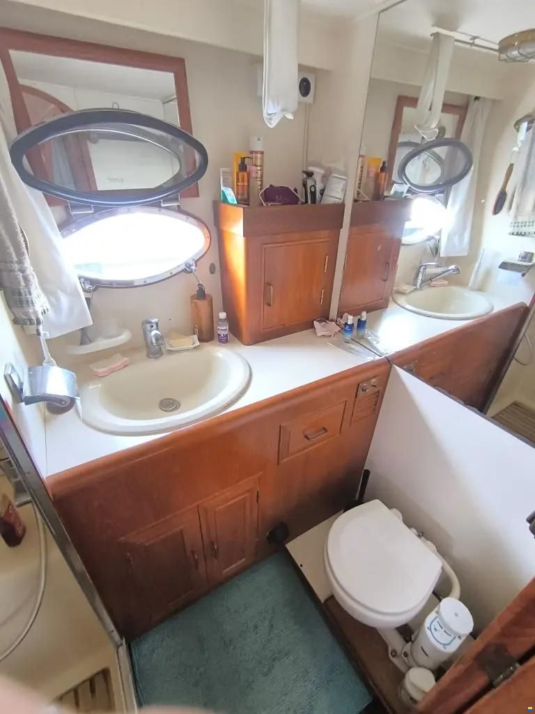 OCEAN ALEXANDER 390