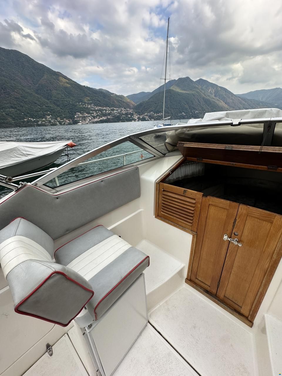 Sealine 200 S Cabin
