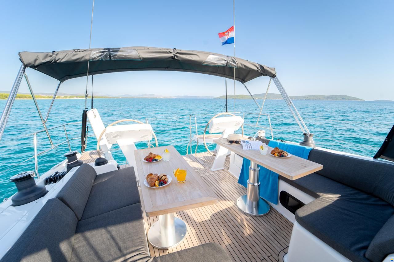 Hanse 508