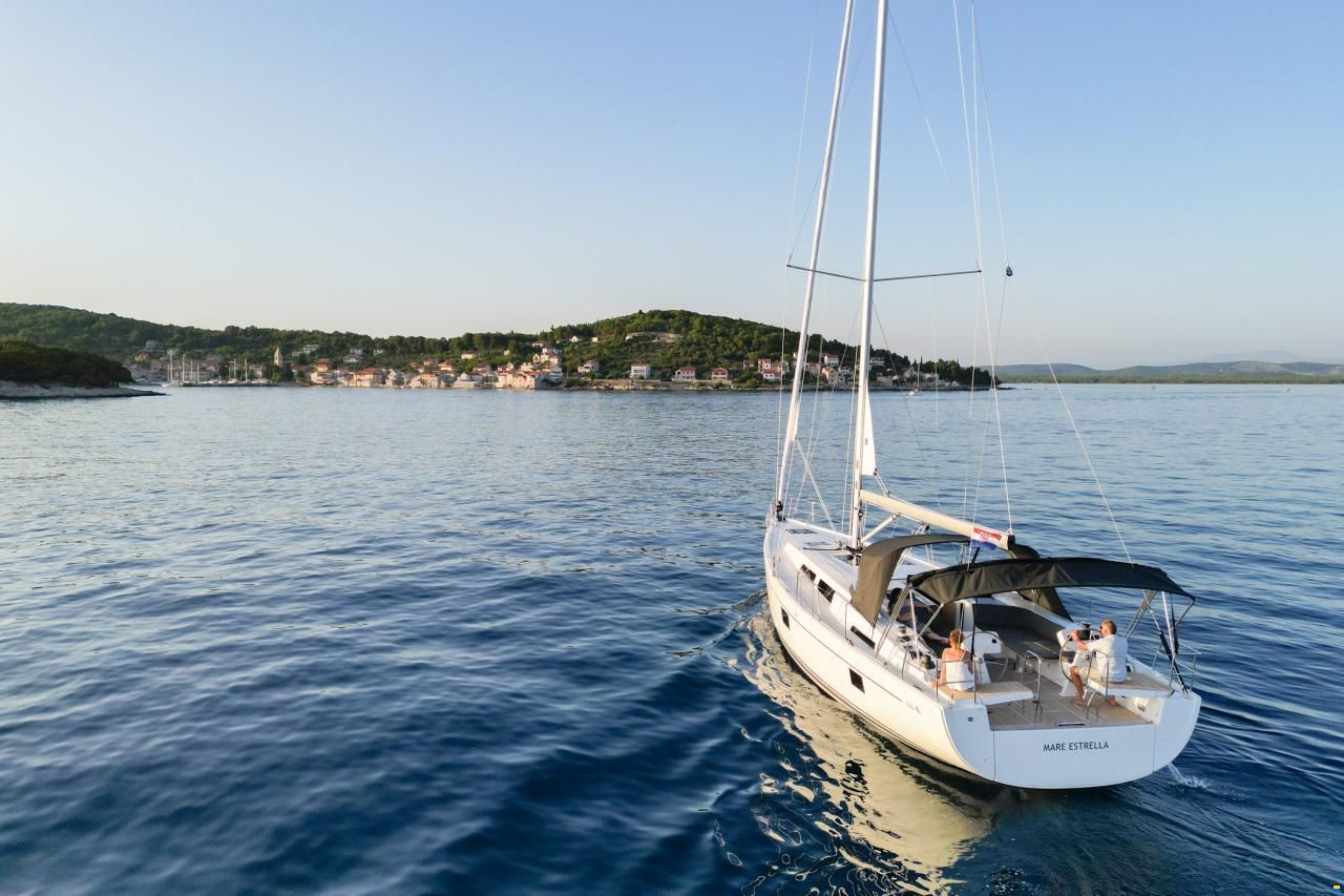 Hanse 508