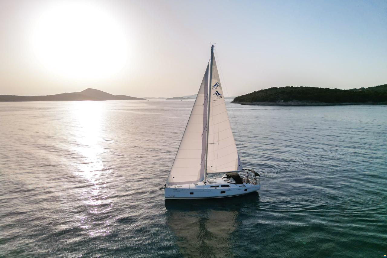 Hanse 508