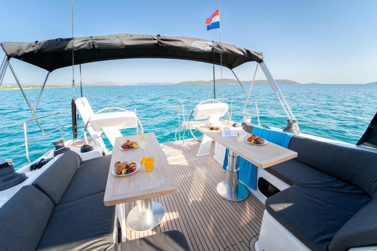 Hanse 508